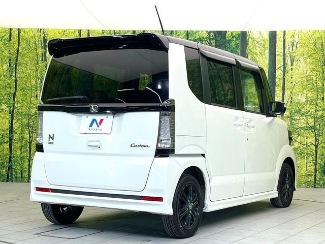 HONDA N BOX CUSTOM 2015
