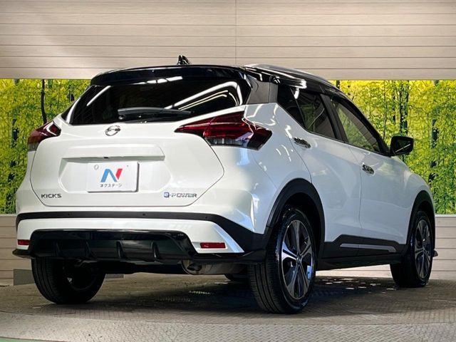 NISSAN KICKS 2020