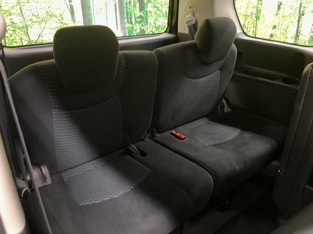 NISSAN SERENA  S-HYBRID 2013