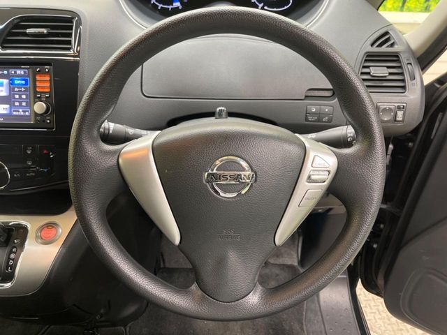 NISSAN SERENA  S-HYBRID 2013