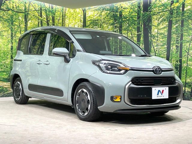 TOYOTA SIENTA 2022