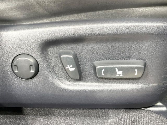 TOYOTA HARRIER 2WD 2014