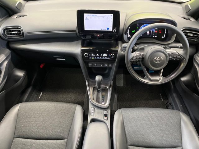 TOYOTA YARIS CROSS HYBRID 2024