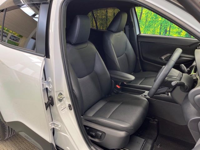 TOYOTA YARIS CROSS HYBRID 2024