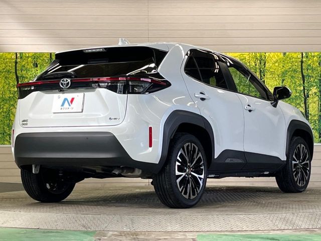 TOYOTA YARIS CROSS HYBRID 2024