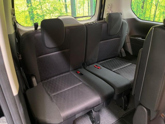 NISSAN SERENA  S-HYBRID 2018