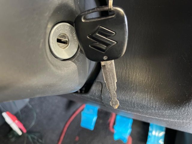 SUZUKI JIMNY 4WD 2013