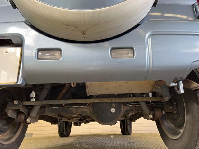 SUZUKI JIMNY 4WD 2013