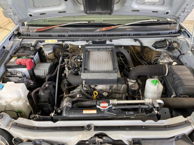 SUZUKI JIMNY 4WD 2013