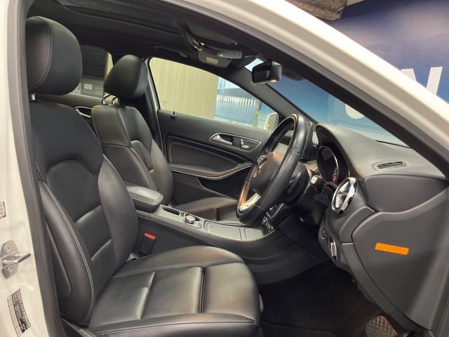 MERCEDES BENZ MERCEDES BENZ GLA class 2019