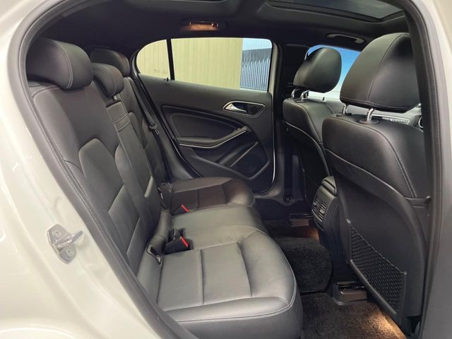 MERCEDES BENZ MERCEDES BENZ GLA class 2019