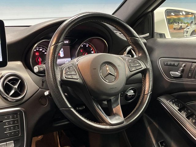 MERCEDES BENZ MERCEDES BENZ GLA class 2019