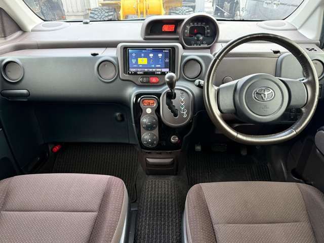 TOYOTA SPADE 4WD 2015