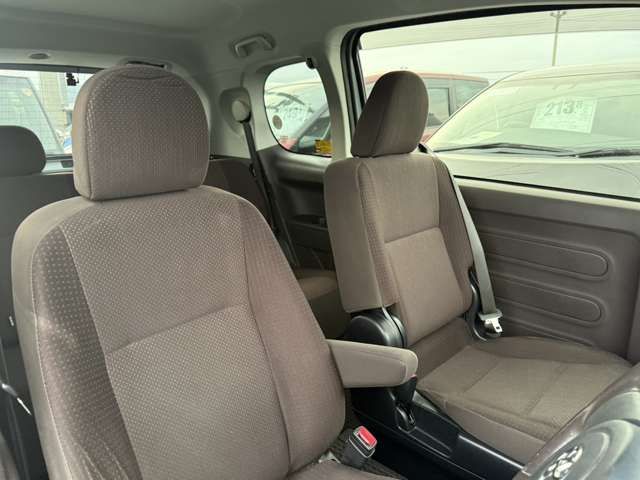 TOYOTA SPADE 4WD 2015