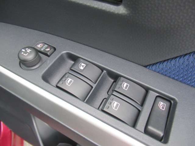 TOYOTA TANK 4WD 2017