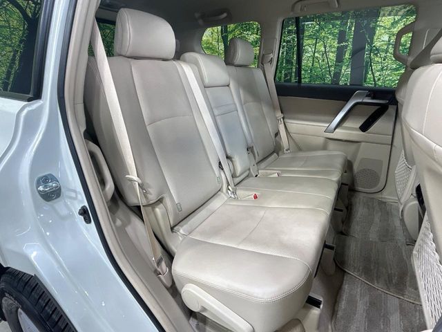 TOYOTA LANDCRUISER PRADO 2023