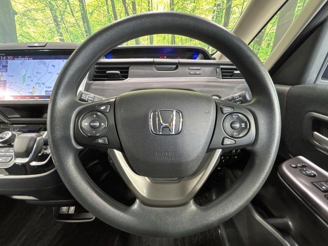 HONDA FREED HYBRID 2023