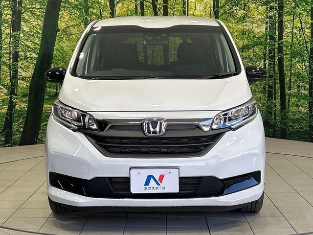 HONDA FREED HYBRID 2023