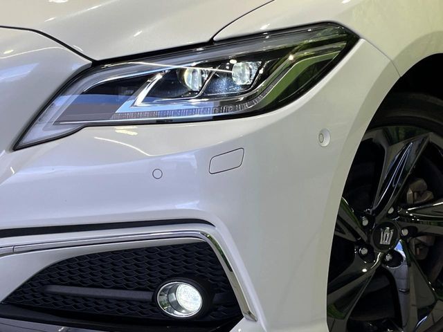 TOYOTA CROWN sedan hybrid 4WD 2020