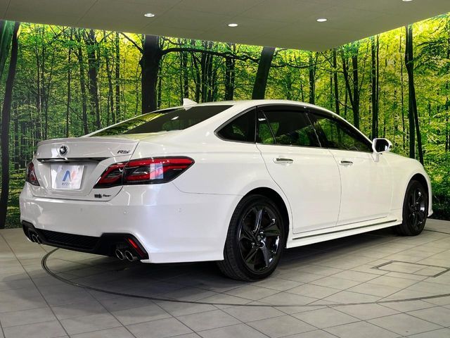 TOYOTA CROWN sedan hybrid 4WD 2020