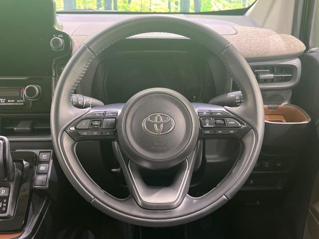 TOYOTA SIENTA HYBRID 2023