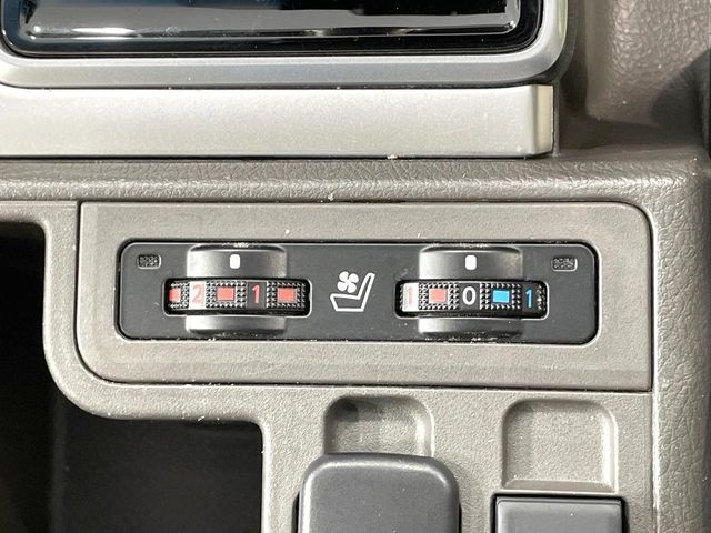 TOYOTA LANDCRUISER PRADO 2023