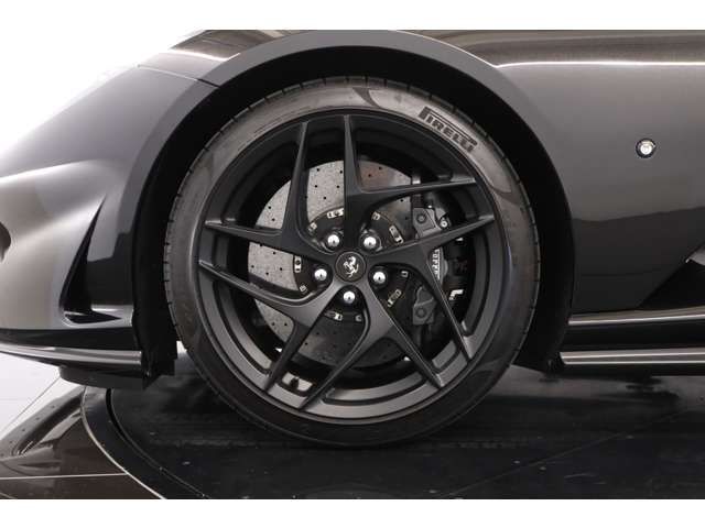 FERRARI FERRARI 812 Superfast 2018