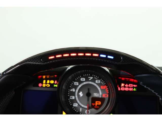 FERRARI FERRARI 812 Superfast 2018