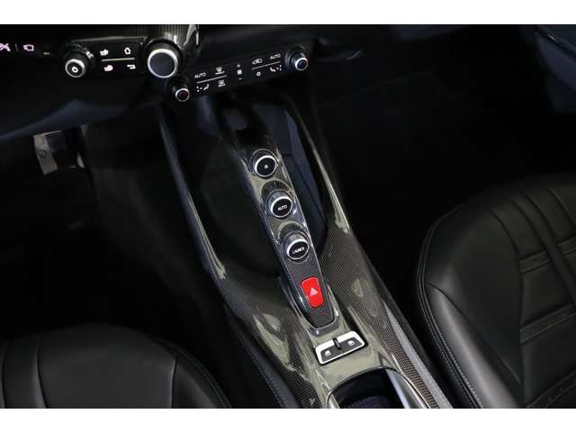 FERRARI FERRARI 812 Superfast 2018