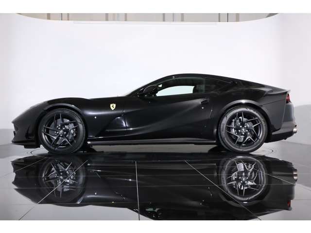 FERRARI FERRARI 812 Superfast 2018