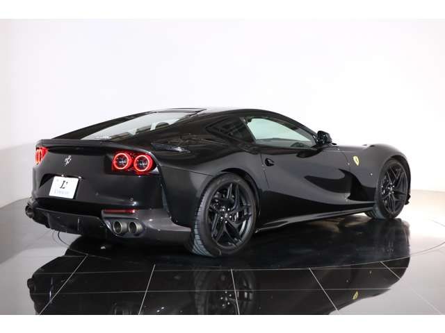 FERRARI FERRARI 812 Superfast 2018