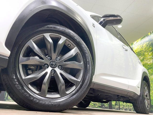 TOYOTA LEXUS NX300h 2020