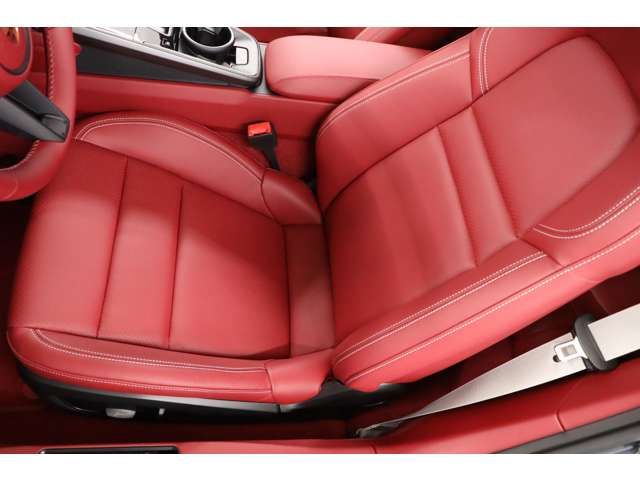 PORSCHE PORSCHE 911 2025