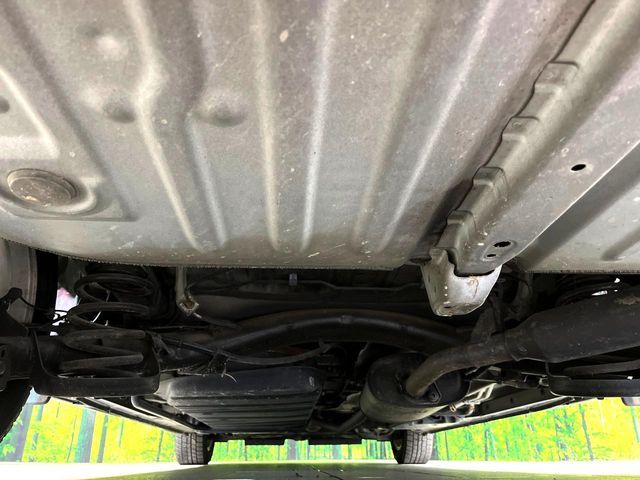 TOYOTA VOXY HYBRID 2014