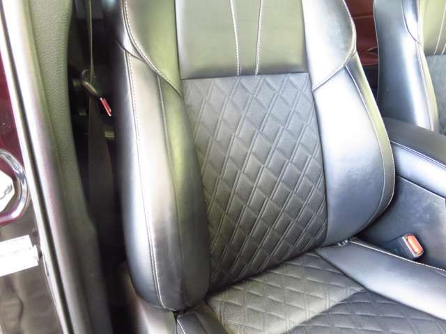 TOYOTA HARRIER 2WD 2019