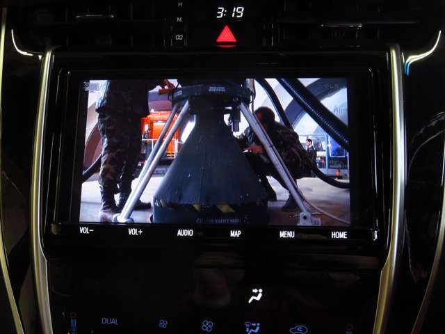 TOYOTA HARRIER 2WD 2019