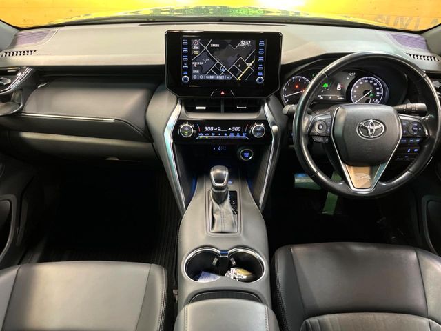 TOYOTA HARRIER 2WD 2021