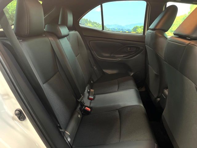 TOYOTA YARIS CROSS HYBRID 2025