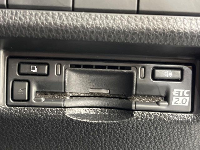 TOYOTA RAV4 4WD 2023