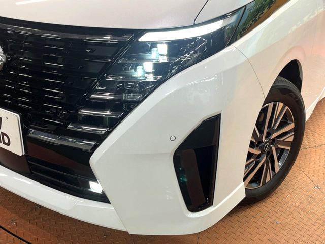 NISSAN SERENA  WG 2024