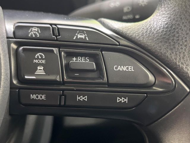 TOYOTA YARIS CROSS 2025