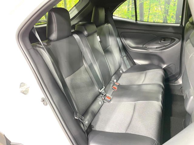 TOYOTA YARIS CROSS HYBRID 2025