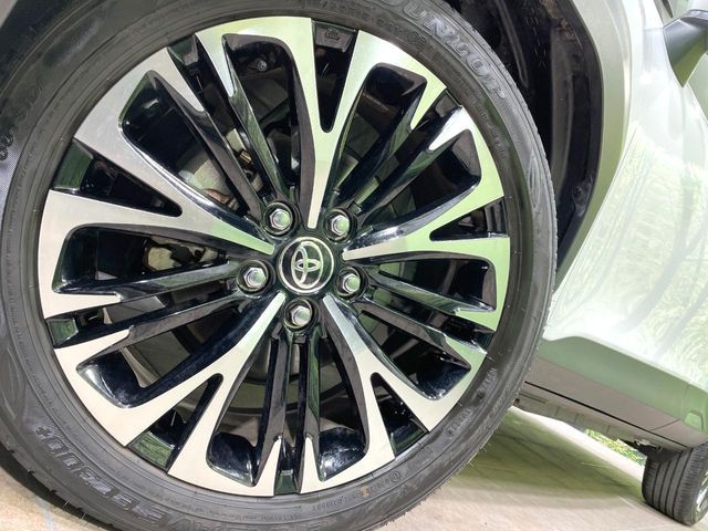 TOYOTA YARIS CROSS HYBRID 2025