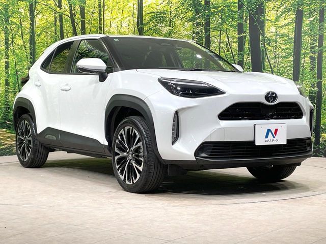 TOYOTA YARIS CROSS HYBRID 2025