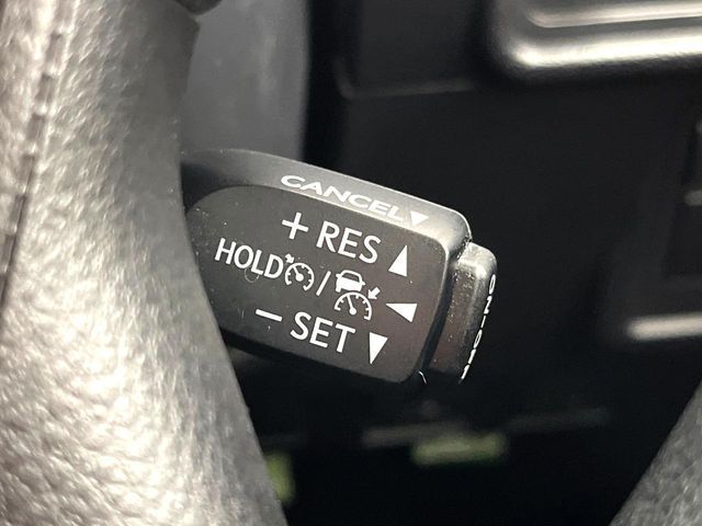 TOYOTA LANDCRUISER PRADO 2019