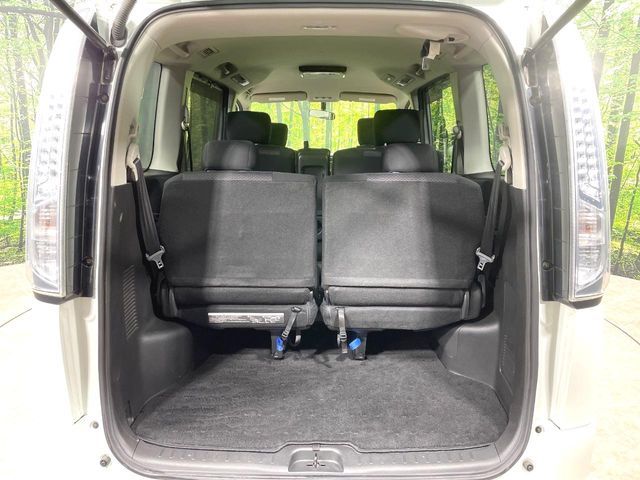 NISSAN SERENA  S-HYBRID 2013