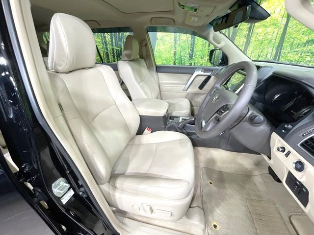 TOYOTA LANDCRUISER PRADO 2023