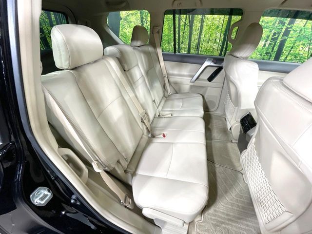 TOYOTA LANDCRUISER PRADO 2023