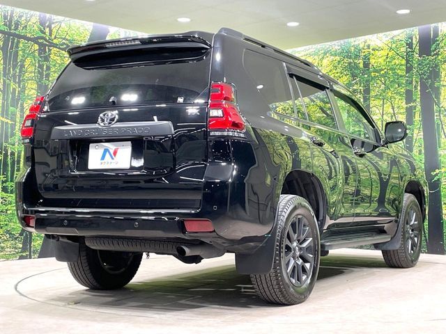 TOYOTA LANDCRUISER PRADO 2023