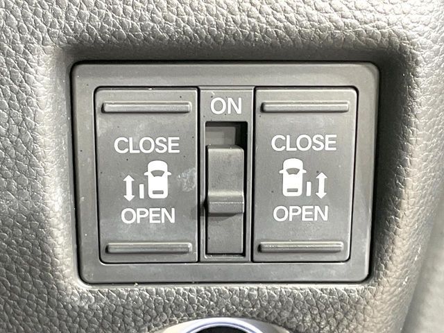 HONDA N BOX CUSTOM 2018